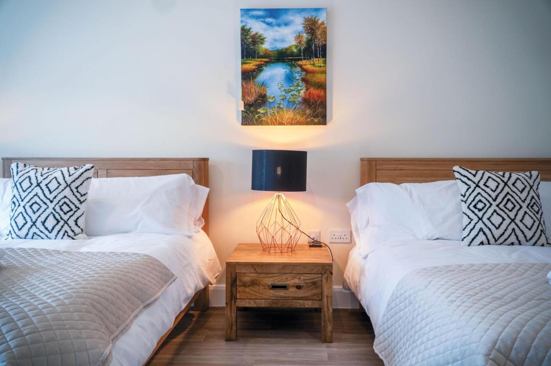 Suite 3 - Sleeping Giant Hotel - Pen Y Cae Inn Brecon Exteriér fotografie